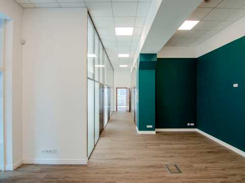 комерційна за адресою Охтирський пров., 7
