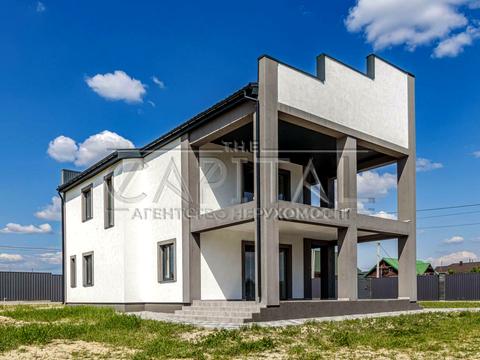 будинок за адресою Небесної Сотні вул. (Паризької Комуни)