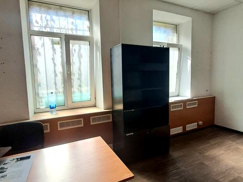 комерційна за адресою Вікентія Хвойки вул., 12
