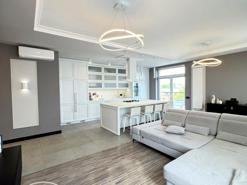 квартира за адресою Карпинця, 8