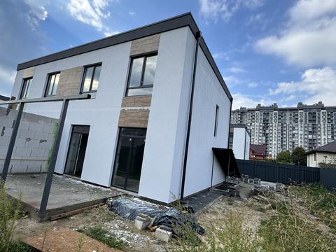 будинок за адресою Михайла Булгакова вул.
