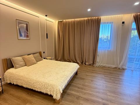 квартира за адресою Олександра Духновича пл., 4