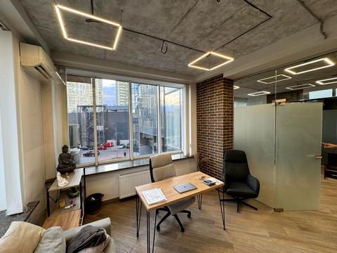 коммерческая по адресу Валерия Лобановского просп. (Краснозвездный), 6-А