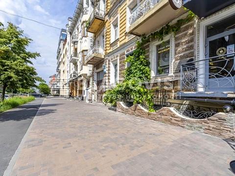 комерційна за адресою Богдана Хмельницького вул., 50