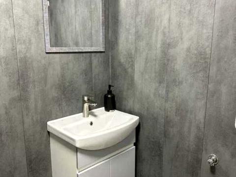 коммерческая по адресу Близнюківський спуск, 11