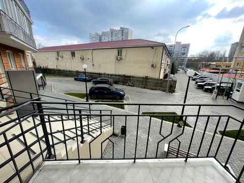 комерційна за адресою Люстдорфська дорога вул., 100