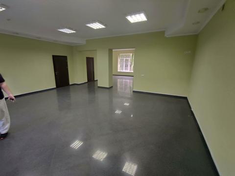 комерційна за адресою Незалежності просп., 92-З