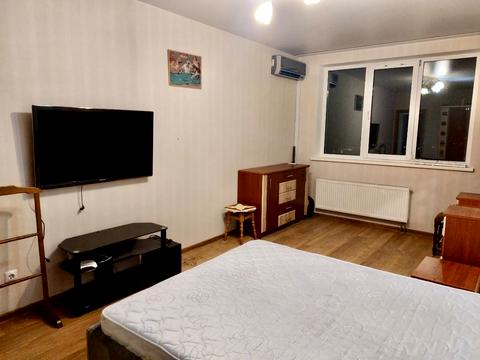 квартира по адресу Натальи Ужвий ул., 12