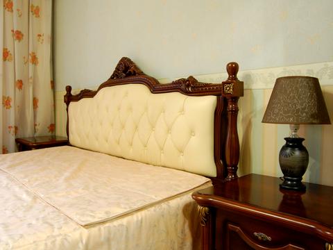 квартира за адресою Академіка Глушкова просп., 13