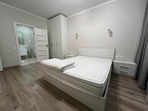 квартира по адресу Патриарха Мстислава Скрипника ул., 40