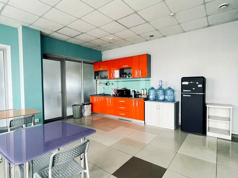 комерційна за адресою Львів, Джорджа Вашингтона вул. (Батальна), 7