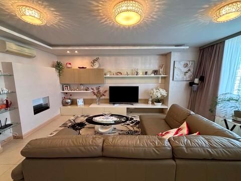 квартира за адресою Срібнокільська вул., 1