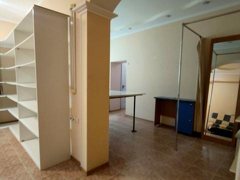 комерційна за адресою Шишкарівська вул., 2