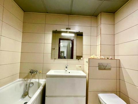 квартира по адресу Метростроевская ул., 8