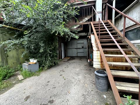комерційна за адресою Кооперативна вул., 9