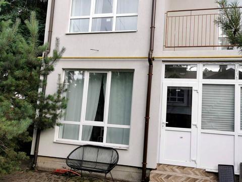 будинок за адресою Свято-Покровська вул. (Леніна)