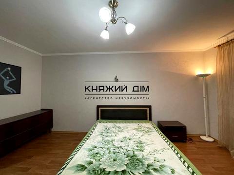 квартира по адресу Софии Русовой ул., 3-А