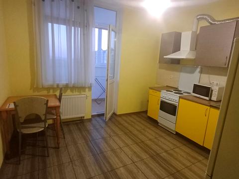 квартира по адресу Любомира Гузара просп. (Космонавта Комарова), 46-В