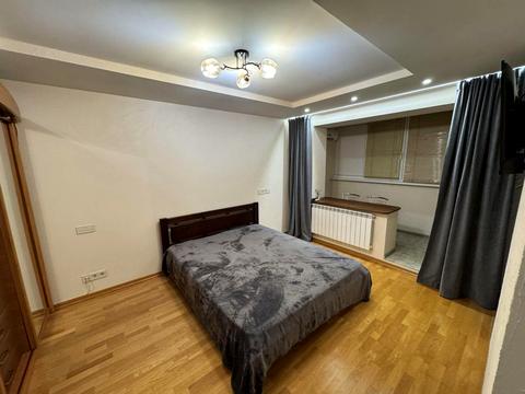 квартира за адресою Кловський узвіз, 20