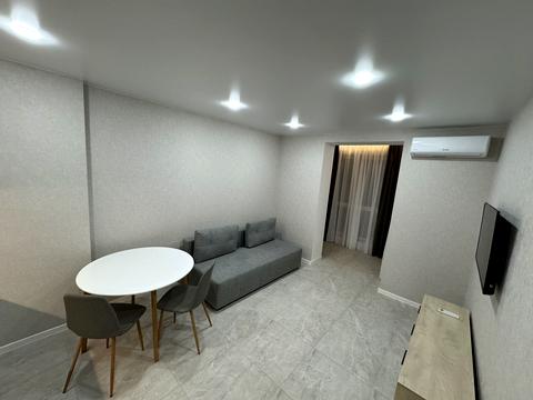 квартира за адресою Євгена Чикаленка вул. (Аржанова), 3