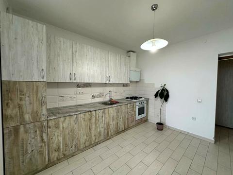 квартира за адресою Володимира Івасюка вул., 82