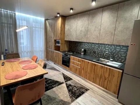 квартира за адресою Практична вул., 4
