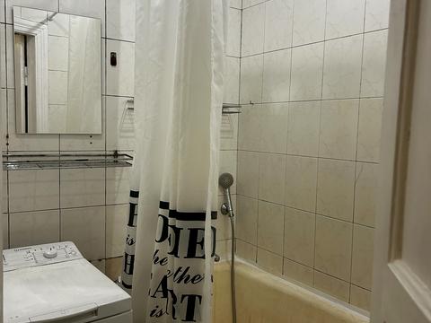 квартира за адресою Введенська вул., 32