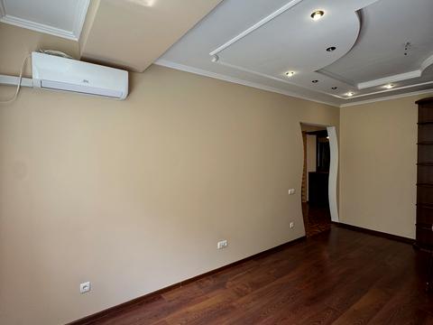 квартира по адресу Строителей ул., 30