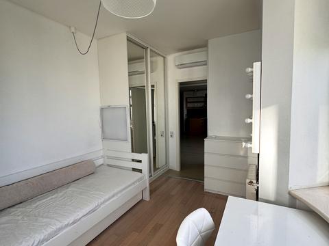квартира за адресою Верховинна вул., 37