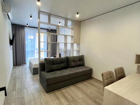 квартира за адресою Академіка Степана Рудницького вул., 8