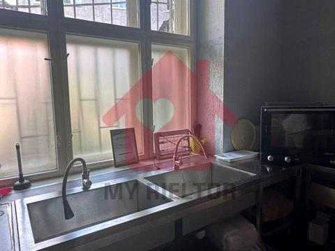 коммерческая по адресу Театральная пл., 5