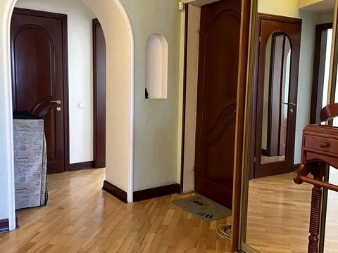 квартира за адресою Тарасівська вул., 20