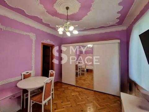 будинок за адресою Петропавлівський пров., 3