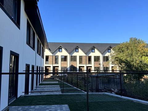 будинок за адресою Сергія Мазіна, 4