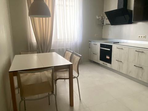 квартира за адресою Середньофонтанська вул., 35