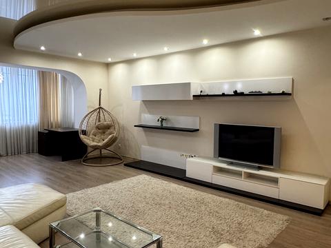 квартира по адресу Андрея Верхогляда ул. (Михайла Драгомирова), 4