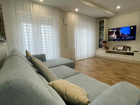 будинок за адресою Незалежності