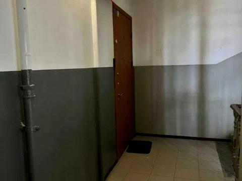 комерційна за адресою Прорізна вул., 4