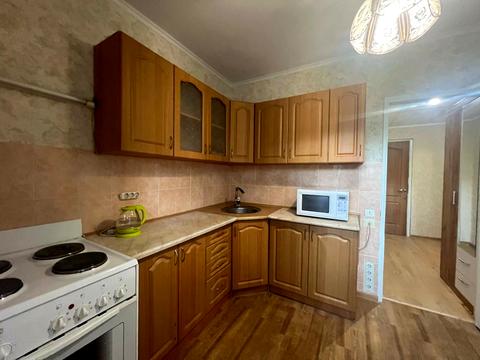 квартира по адресу Ревуцкого ул., 19/1