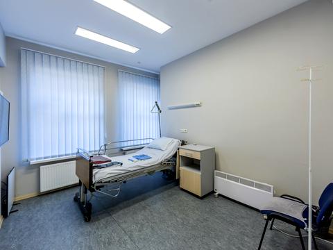 комерційна за адресою Сирецька вул., 32