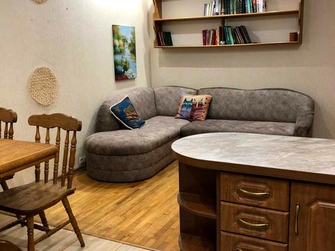 квартира за адресою Київ, Драгоманова вул., 25