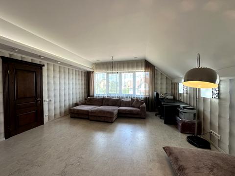 будинок за адресою Молодіжна, 24