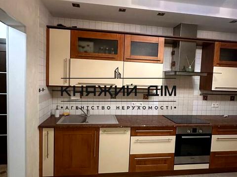 квартира за адресою Драгоманова вул., 1-Б