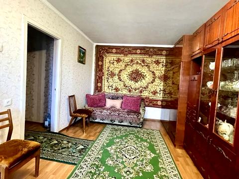 квартира за адресою Космонавтів, 80