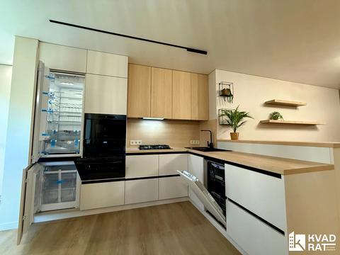 квартира за адресою Степана Бандери вул., 1