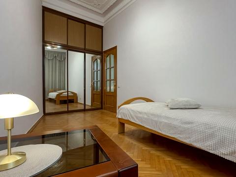 квартира за адресою Київ, Івана Драча вул., 6