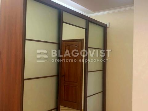квартира за адресою Почайнинська вул., 70