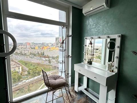 коммерческая по адресу Соборности просп. (Воззʼєднання), 30