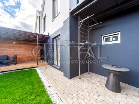 будинок за адресою Сонячна вул.