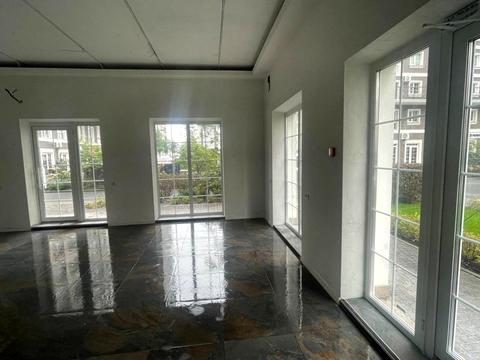 комерційна за адресою Михайла Максимовича вул. (Онуфрія Трутенка), 26-Г